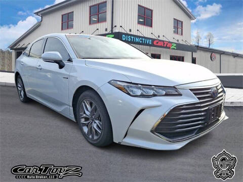 2021 Toyota Avalon Hybrid XLE