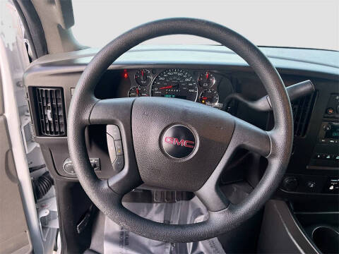 2024 GMC Savana 2500