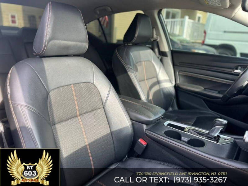 2022 Nissan Altima 2.5 SR