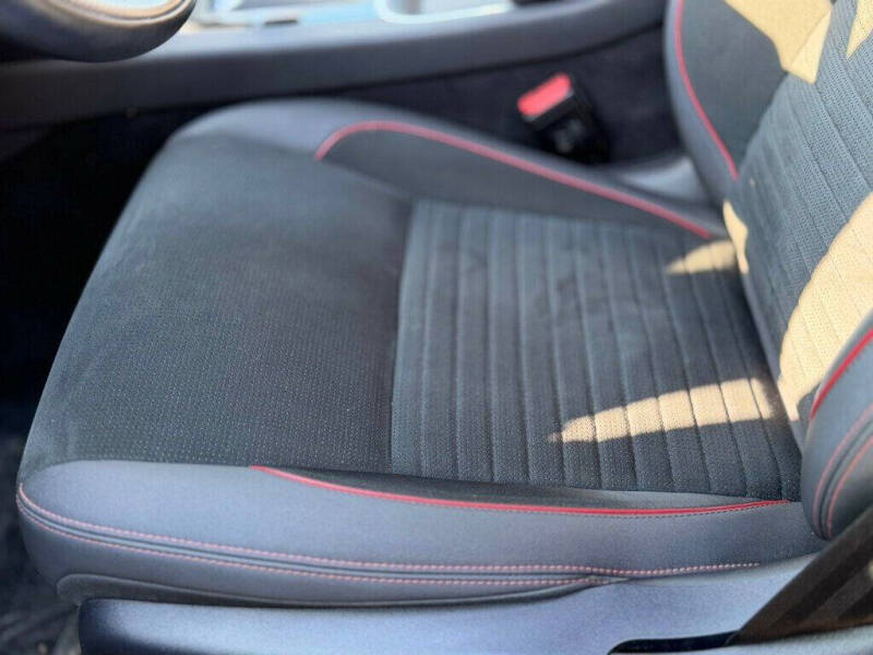 2021 Land Rover Discovery Sport P250 S R-Dynamic