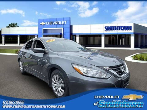 2018 Nissan Altima for sale at CHEVROLET OF SMITHTOWN in Saint James NY