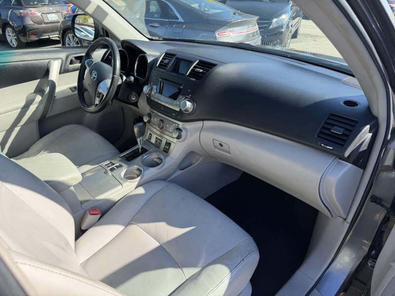 2012 Toyota Highlander