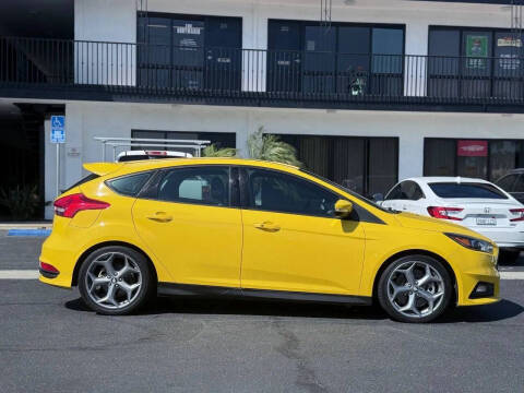 2017 Ford Focus ST