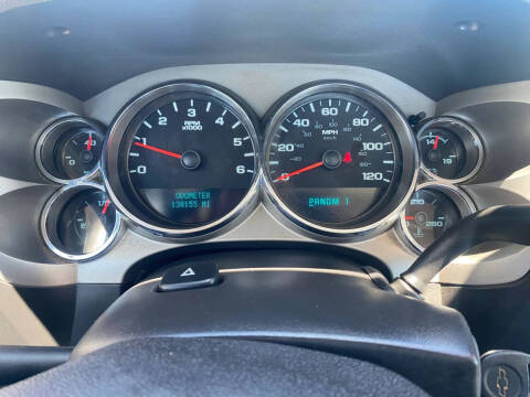 2014 Chevrolet Silverado 3500HD CC