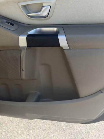 2011 Volvo XC90 3.2