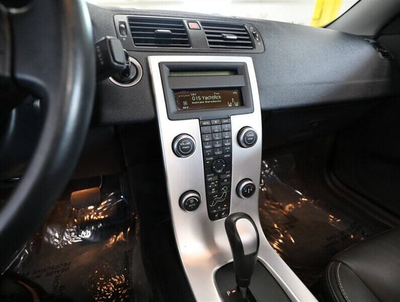 2013 Volvo C70 T5 Premier Plus