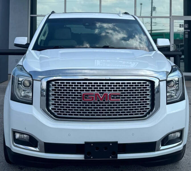 2017 GMC Yukon XL Denali