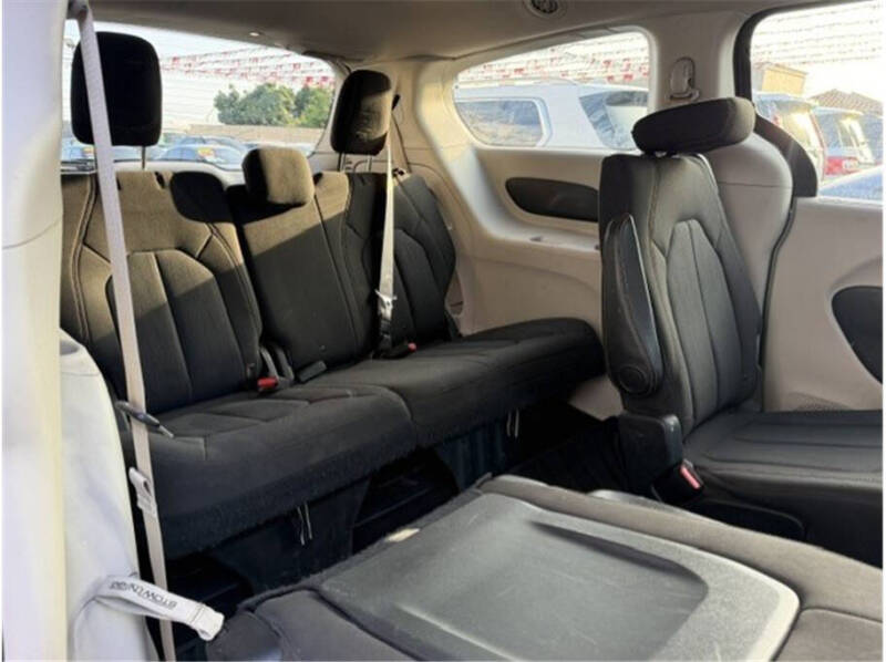 2018 Chrysler Pacifica Touring Plus