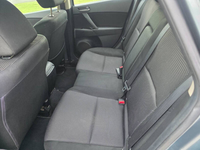 2012 Mazda MAZDA3 i Touring