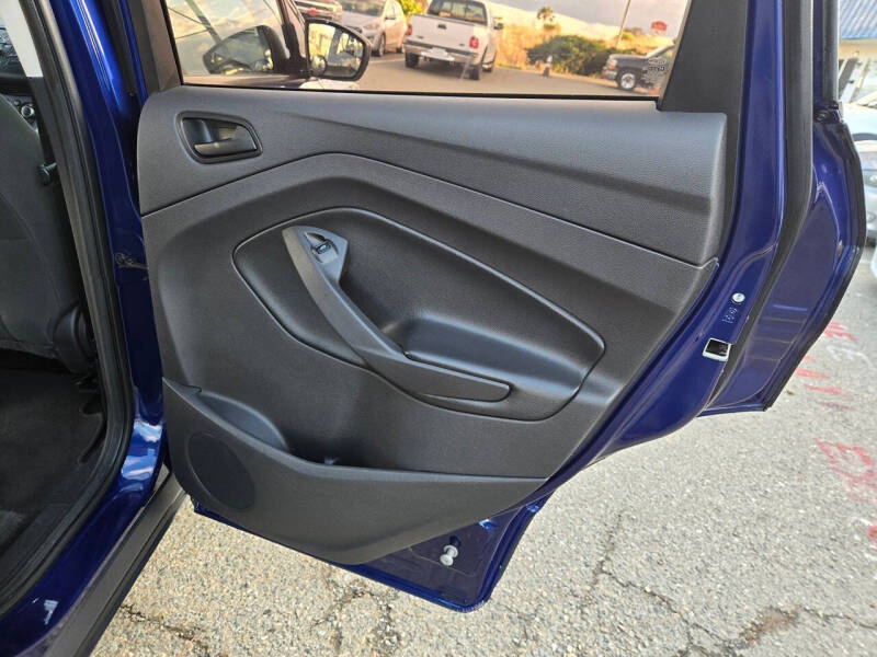 2015 Ford Escape S
