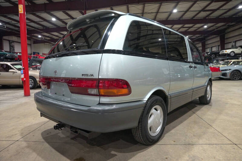 1992 Toyota Previa LE