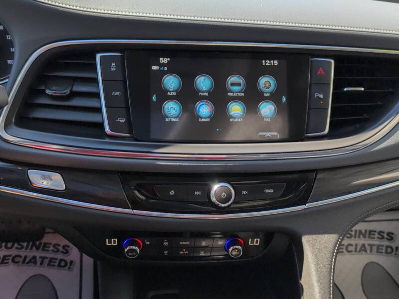 2018 Buick Enclave Essence