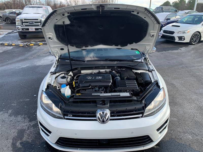 2017 Volkswagen Golf R 4Motion