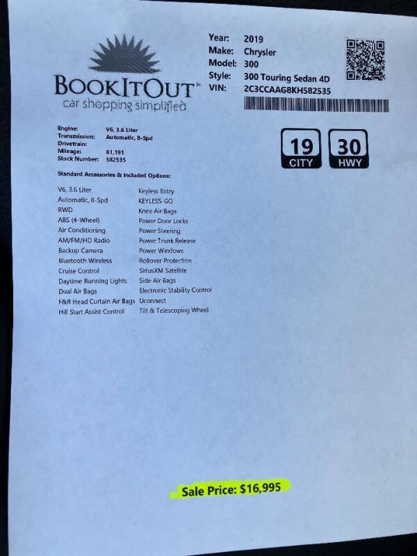2019 Chrysler 300 Touring