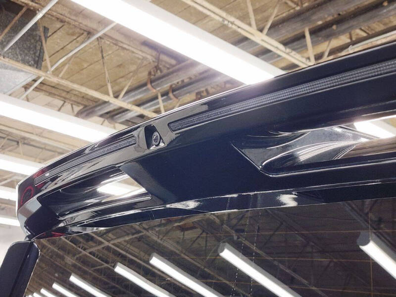 2023 Rivian R1T Adventure