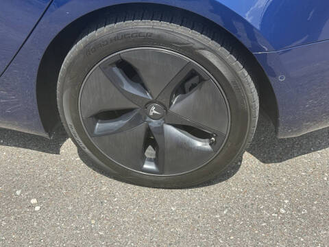 2019 Tesla Model 3 Standard Range Plus