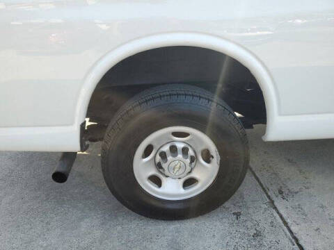 2023 Chevrolet Express 2500