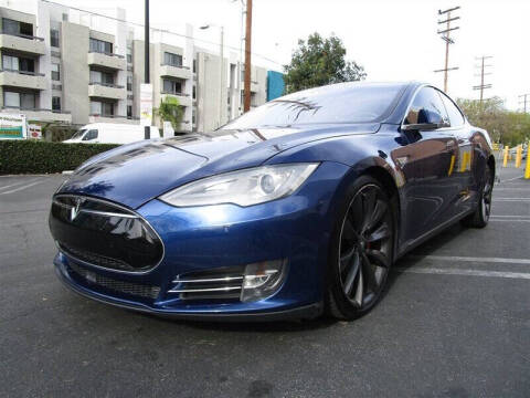 2015 Tesla Model S P85D