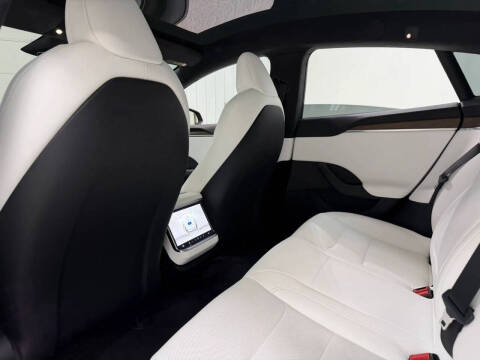 2023 Tesla Model S Standard Range