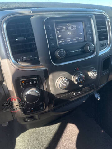 2024 RAM 1500 Classic SLT