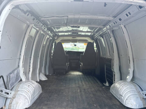 2021 Chevrolet Express 2500