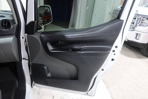 2021 Nissan NV200 SV