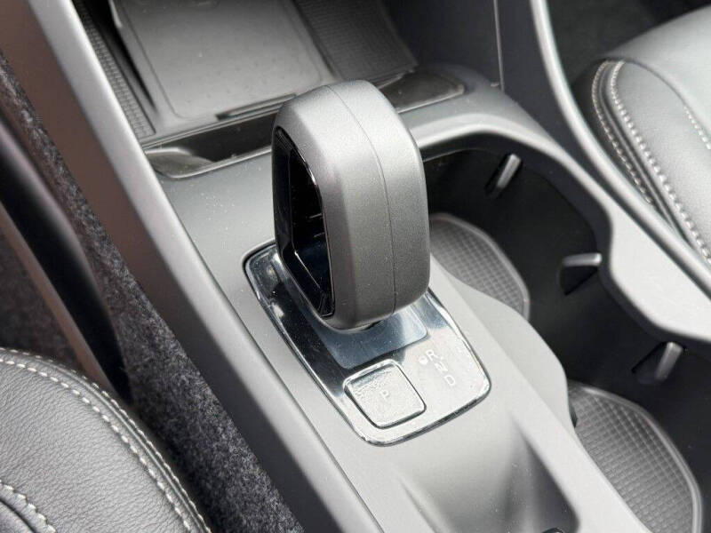 2026 Volvo XC40 B5 Core