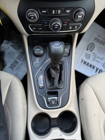 2019 Jeep Cherokee Latitude