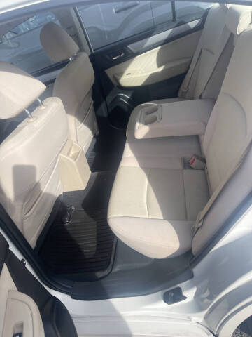 2015 Subaru Legacy 2.5i Premium