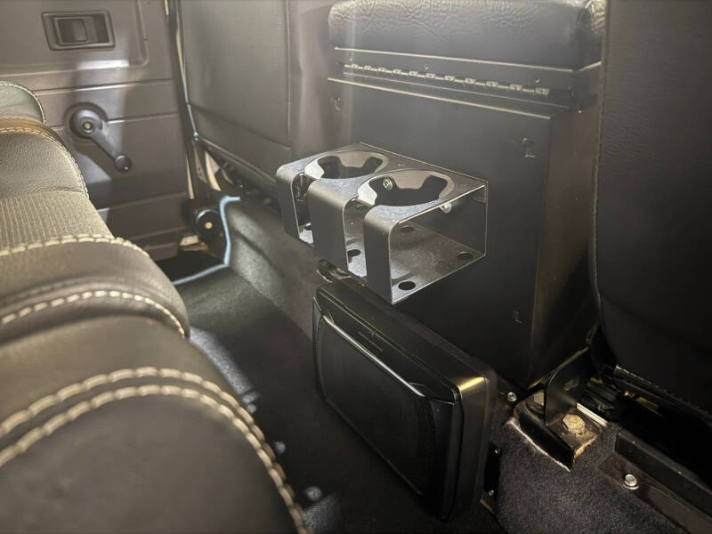 1990 Land Rover Defender