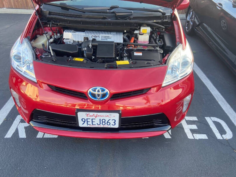 2014 Toyota Prius Two