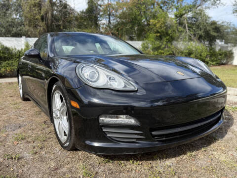 2011 Porsche Panamera 4