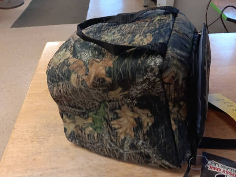 Mossy Oak John Deere Camo Bag