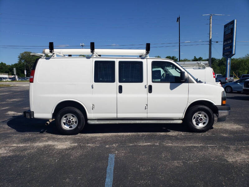 2021 GMC Savana 2500
