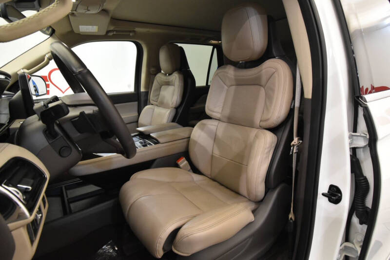 2022 Lincoln Navigator Reserve