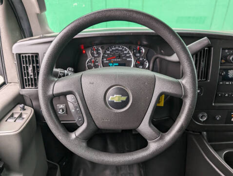 2022 Chevrolet Express 2500