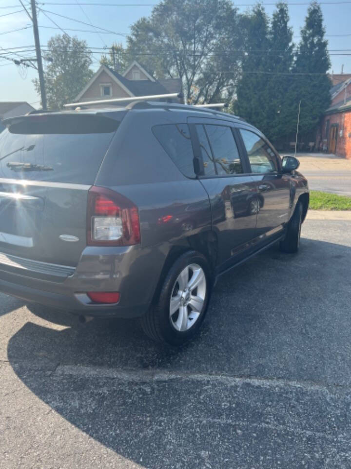 Gray 2016 Jeep Compass Latitude 4x4 Latitude 4dr SUV 6