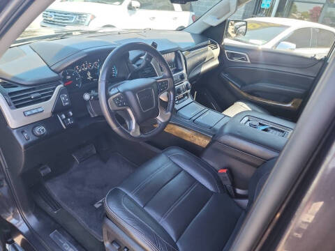 2017 GMC Yukon XL Denali