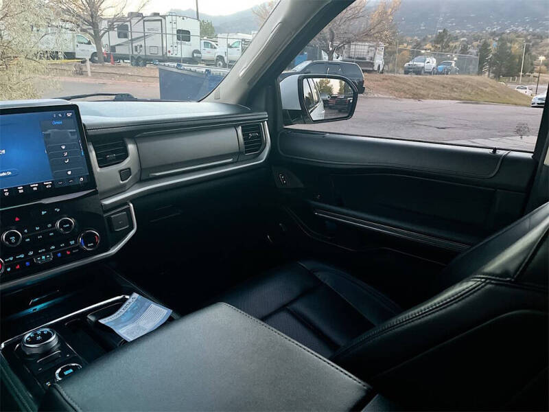 2022 Ford Expedition MAX XLT