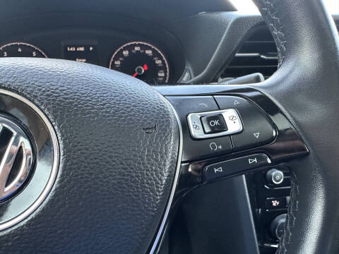 2022 Volkswagen Passat SE