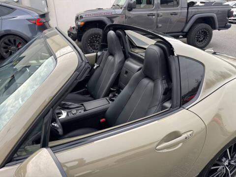 2024 Mazda MX-5 Miata RF Grand Touring