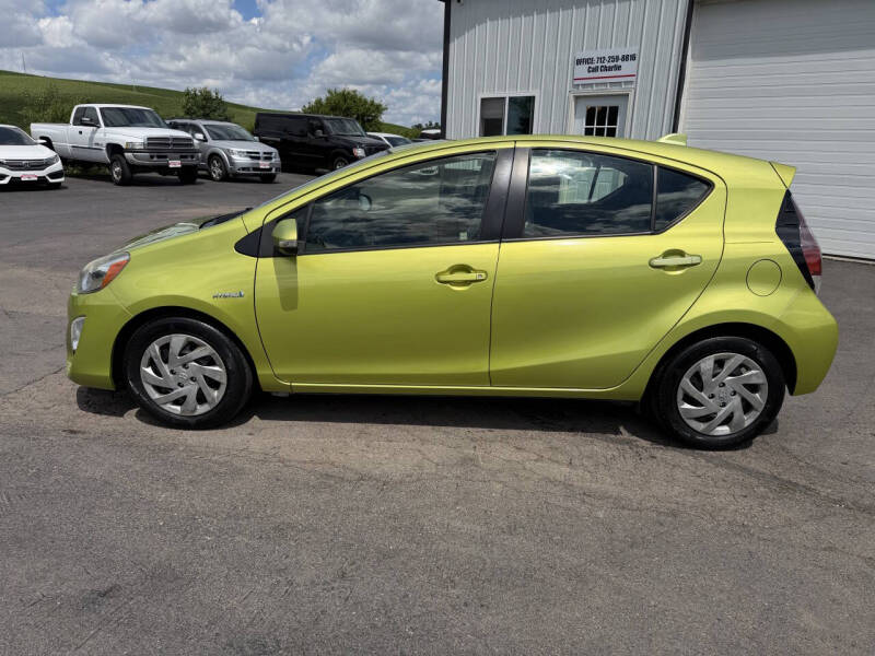 2015 Toyota Prius c One