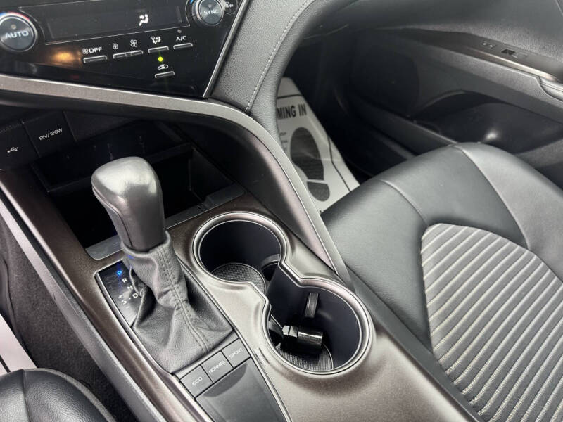 2024 Toyota Camry SE Nightshade