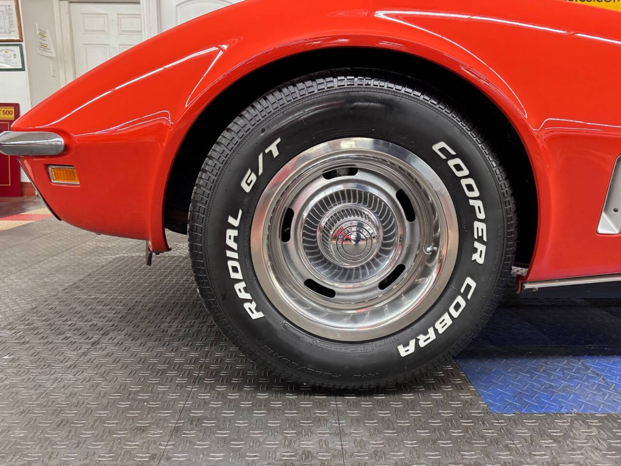 1969 Chevrolet Corvette 24