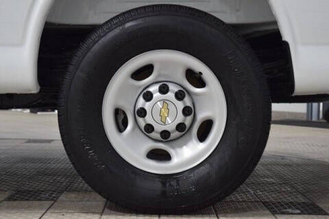 2025 Chevrolet Express 2500