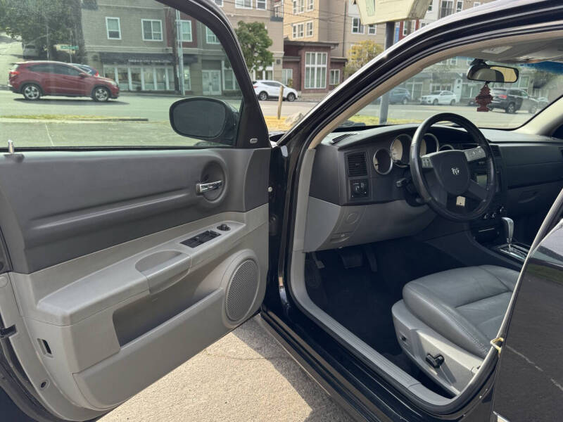2005 Dodge Magnum RT