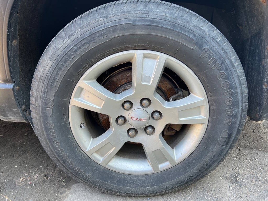 Silver 2008 GMC Acadia SLT-2 SLT-2 4dr SUV 10