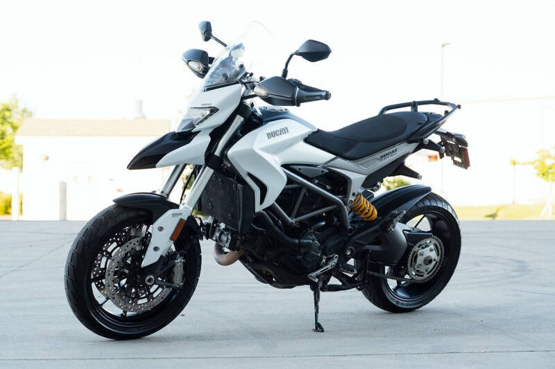 2013 Ducati Hypermotard 821