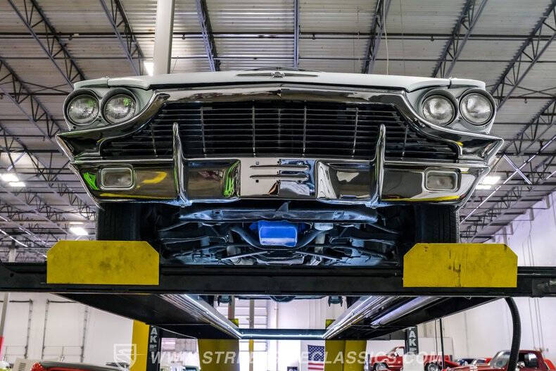 1965 Ford Thunderbird