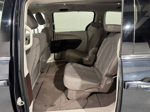 2020 Chrysler Pacifica Touring